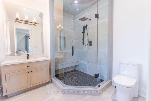 158 Angelene St, Mississauga, ON - Indoor Photo Showing Bathroom