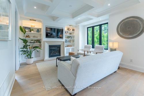 158 Angelene St, Mississauga, ON - Indoor Photo Showing Living Room With Fireplace