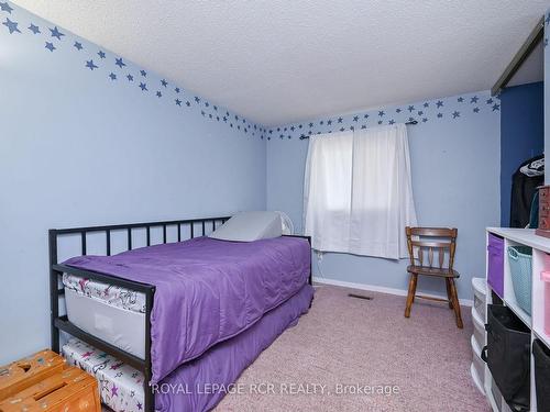 52 Cannon Crt, Orangeville, ON - Indoor Photo Showing Bedroom