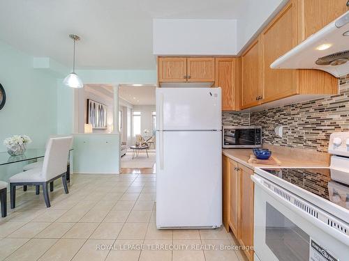 73 Parrotta Dr, Toronto, ON - Indoor Photo Showing Kitchen