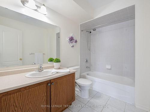73 Parrotta Dr, Toronto, ON - Indoor Photo Showing Bathroom