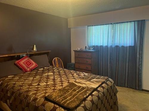 604 2Nd Avenue, Kimberley, BC - Indoor Photo Showing Bedroom