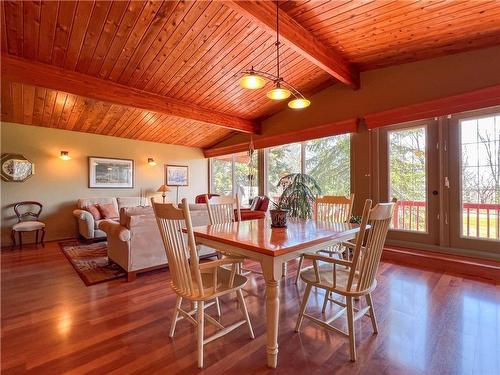 106083 Hwy 1W Road, Brandon, MB - Indoor Photo Showing Dining Room