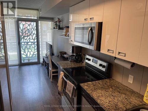 208 - 250 Albert Street, Waterloo, ON - Indoor Photo Showing Kitchen