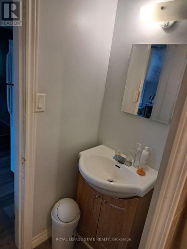 128 Maplewood Avenue, Hamilton, ON - Indoor Photo Showing Bathroom