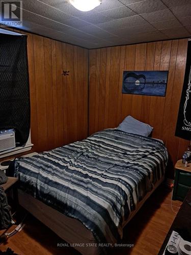 128 Maplewood Avenue, Hamilton, ON - Indoor Photo Showing Bedroom