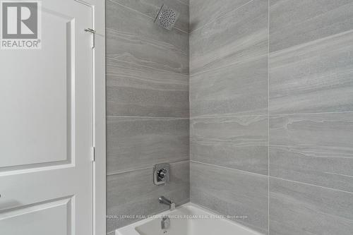 841 Sweetwater Crescent, Mississauga, ON - Indoor Photo Showing Bathroom