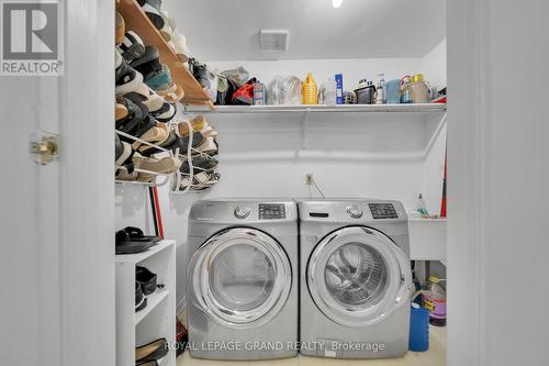 37 Fiddleneck Crescent, Brampton, ON - Indoor Photo Showing Laundry Room