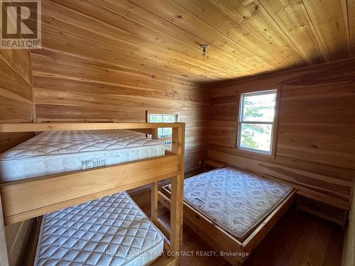 1 C393 Island, The Archipelago, ON - Indoor Photo Showing Bedroom