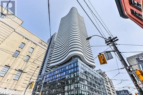 904 - 403 Church Street, Toronto, ON - Outdoor