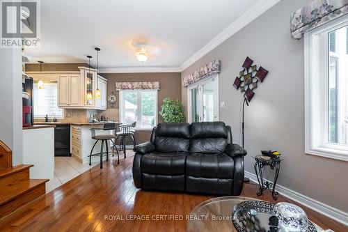 12 Nailsworth Crescent, Caledon (Caledon East), ON - Indoor Photo Showing Living Room