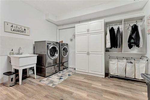 Laundry Room - 55 Elodia Court, Hamilton, ON - Indoor Photo Showing Laundry Room