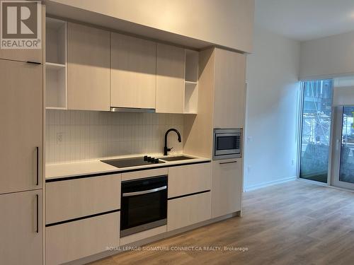 309 - 1285 Dupont Street, Toronto, ON - Indoor Photo Showing Kitchen