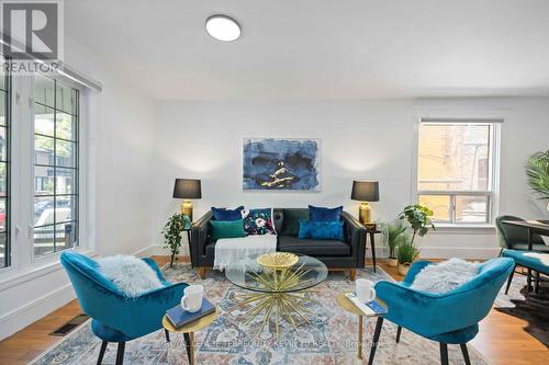 205 Franklin Avenue, Toronto, ON - Indoor Photo Showing Living Room