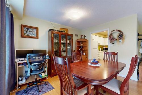 391 Stone Church Road E|Unit #18, Hamilton, ON - Indoor Photo Showing Dining Room