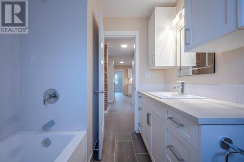 1815 Fairford Drive, Penticton, BC - Indoor Photo Showing Bathroom