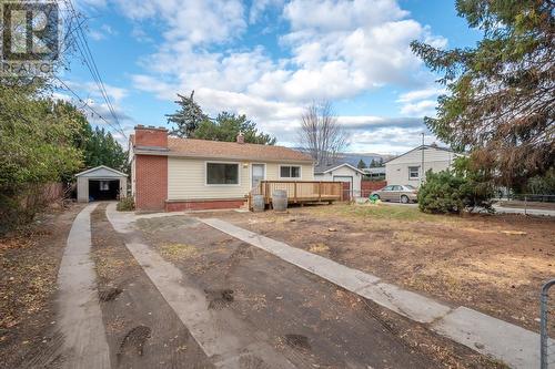 1815 Fairford Drive, Penticton, BC - Outdoor