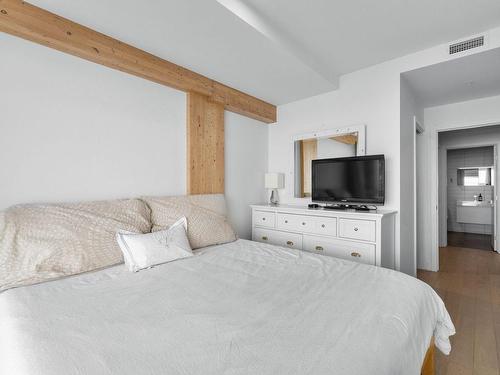 Master bedroom - 1216 Rue William, Montréal (Le Sud-Ouest), QC - Indoor Photo Showing Bedroom