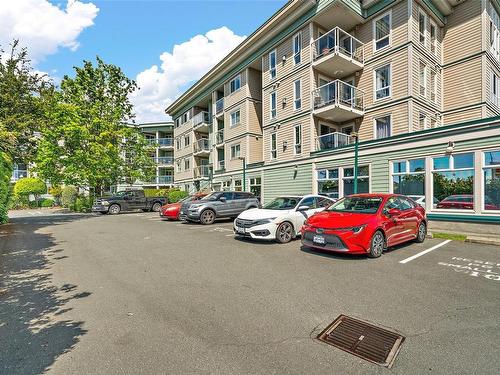 406-689 Bay St, Victoria, BC - Outdoor With Balcony With Facade