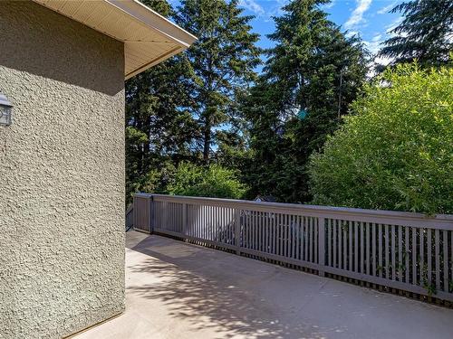 2363 Selwyn Rd, Langford, BC 