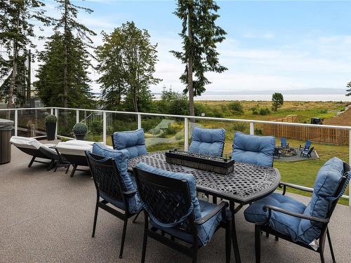 6445 Island Hwy West, Qualicum Beach, BC 