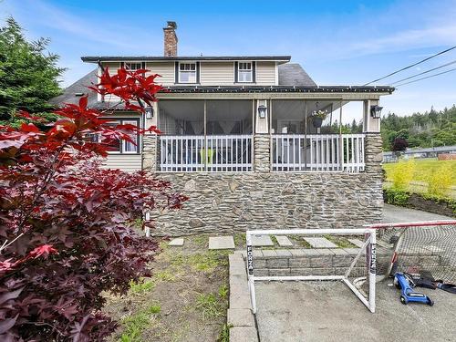 1572 Brook St, Crofton, BC 