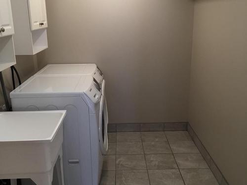 1052 Quail Drive, Kamloops, BC - Indoor Photo Showing Laundry Room