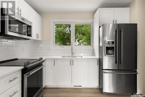 167 Trudelle Crescent, Regina, SK - Indoor Photo Showing Kitchen With Stainless Steel Kitchen