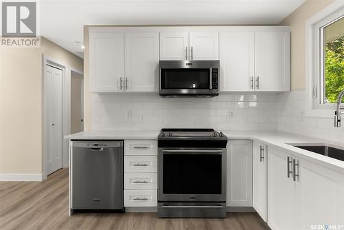 167 Trudelle Crescent, Regina, SK - Indoor Photo Showing Kitchen With Upgraded Kitchen