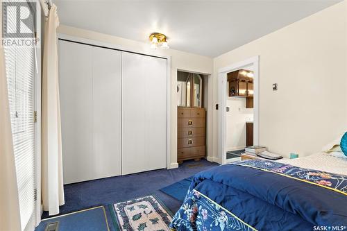 219 Pearson Street, Strasbourg, SK - Indoor Photo Showing Bedroom