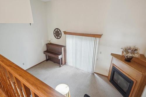 18 Rosedale Court, Stoney Creek, ON - Indoor Photo Showing Other Room With Fireplace