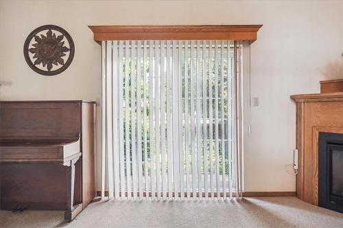 18 Rosedale Court, Stoney Creek, ON - Indoor Photo Showing Other Room With Fireplace