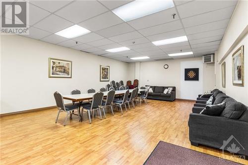 198 Scott Street Unit#404, St Catharines, ON - Indoor