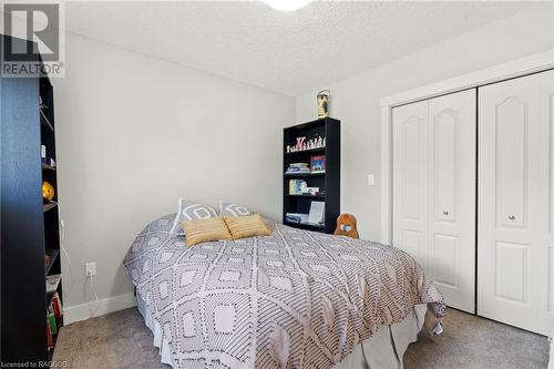 181 17Th Avenue A, Hanover, ON - Indoor Photo Showing Bedroom