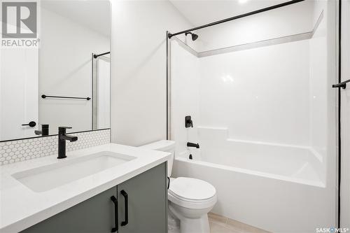 3117 Green Stone Road, Regina, SK - Indoor Photo Showing Bathroom