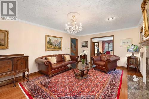 19 Cleophas, Lakeshore, ON - Indoor Photo Showing Living Room