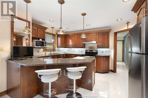 19 Cleophas, Lakeshore, ON - Indoor Photo Showing Kitchen