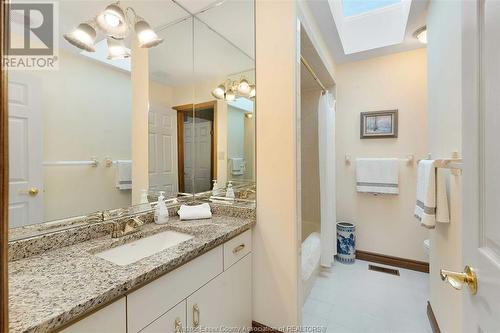 19 Cleophas, Lakeshore, ON - Indoor Photo Showing Bathroom