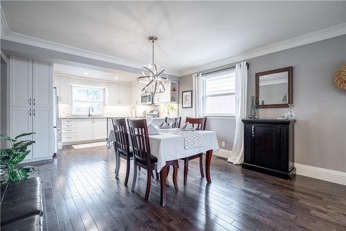 638 Waterloo Street, Burlington, ON - Indoor Photo Showing Dining Room