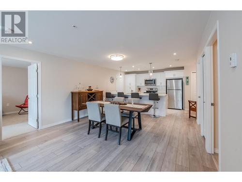 3346 Skaha Lake Rd Unit# 1008, Penticton, BC - Indoor Photo Showing Dining Room