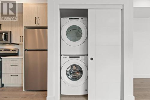 2543 Pinnacle Ridge Drive, West Kelowna, BC - Indoor Photo Showing Laundry Room