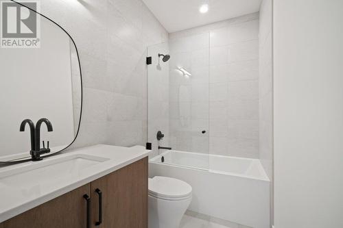 2543 Pinnacle Ridge Drive, West Kelowna, BC - Indoor Photo Showing Bathroom