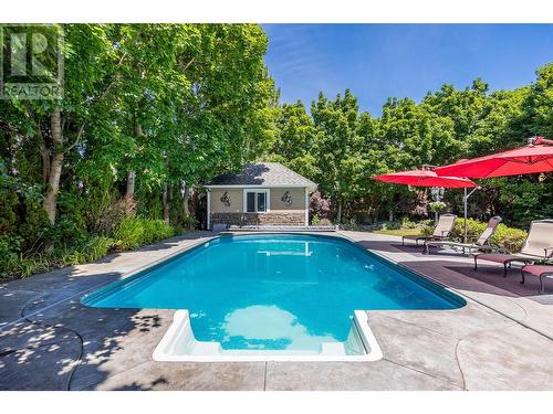 4805 Canyon Ridge Crescent, Kelowna, BC - Outdoor With In Ground Pool With Backyard