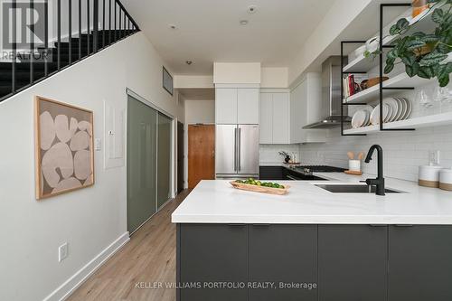 208 - 235 Medland Street, Toronto, ON - Indoor Photo Showing Kitchen With Upgraded Kitchen