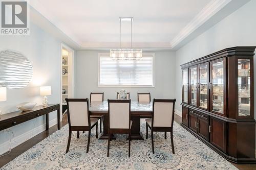 147 Mcwilliams Crescent, Oakville, ON - Indoor Photo Showing Living Room