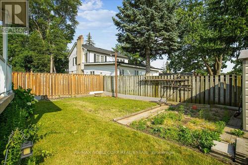 15 Vanhill Avenue, Toronto, ON - Outdoor