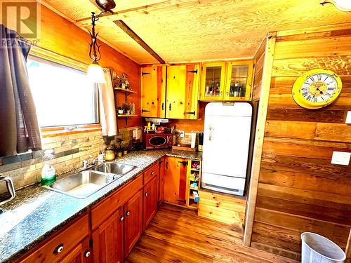 6510 Deadman Vidette Rd, Kamloops, BC - Indoor Photo Showing Kitchen With Double Sink