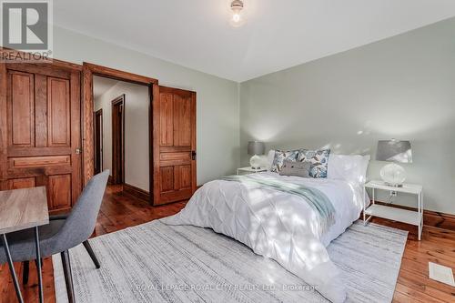 110 Harris Street, Guelph, ON - Indoor Photo Showing Bedroom