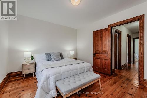 110 Harris Street, Guelph, ON - Indoor Photo Showing Bedroom