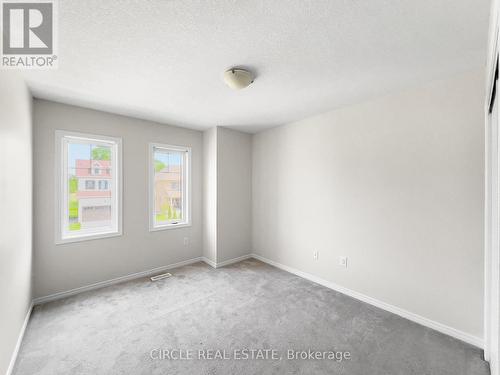 8150 Buckeye Crescent, Niagara Falls, ON - Indoor Photo Showing Other Room